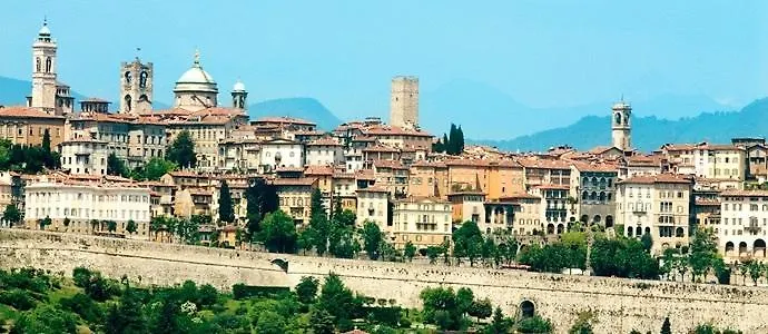 Casa M.v. Apartment Bergamo