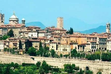 Casa M.v. Lejlighed Bergamo